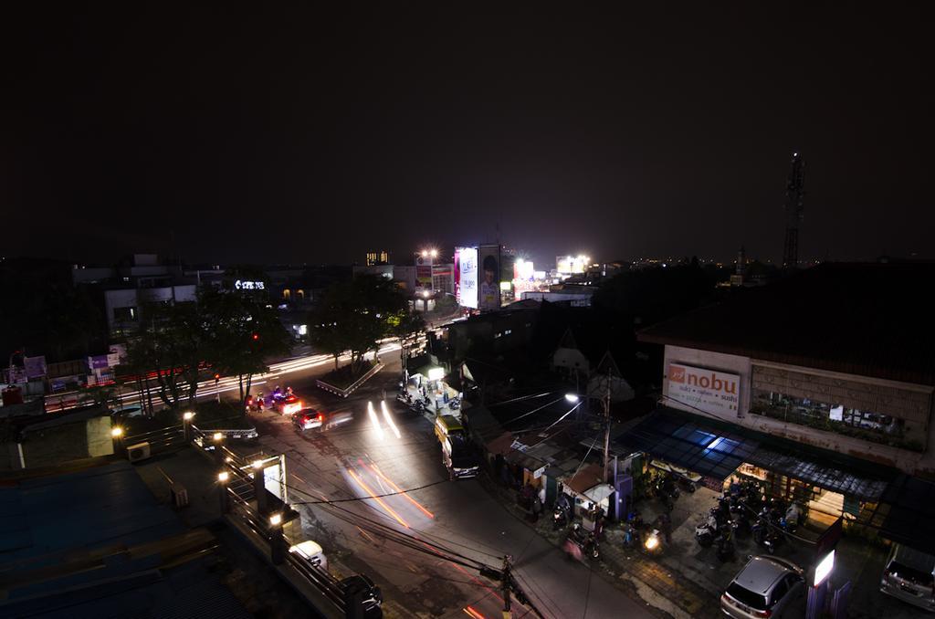 Guest House Salon Fora Gegerkalong Setiabudhi Bandung Exterior foto
