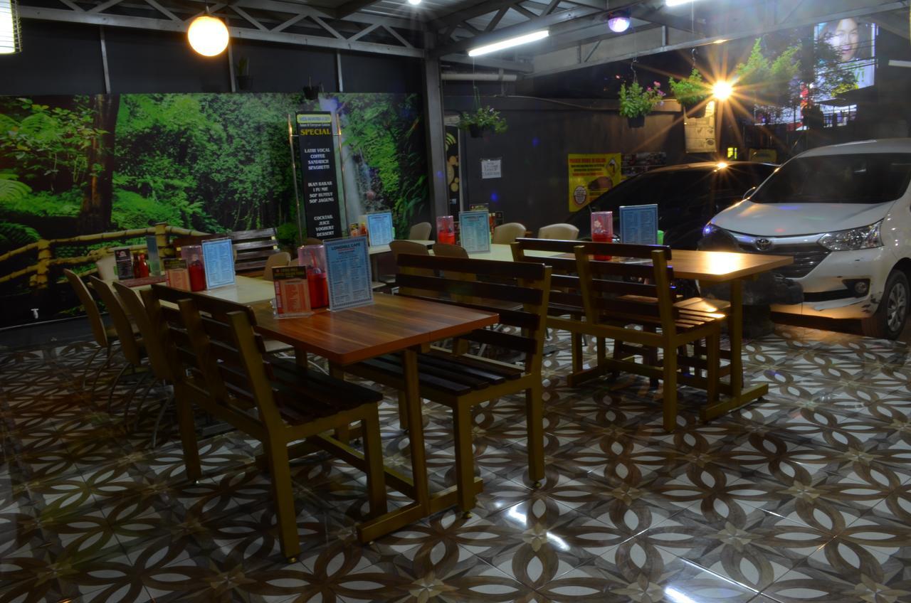 Guest House Salon Fora Gegerkalong Setiabudhi Bandung Exterior foto